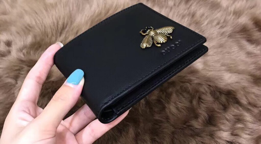 z1137046581779 00bf9cf55ceef0b409a51cdd9642e054 1024x568 - V&iacute; nam Gucci si&ecirc;u cấp &ndash; VNGC0011