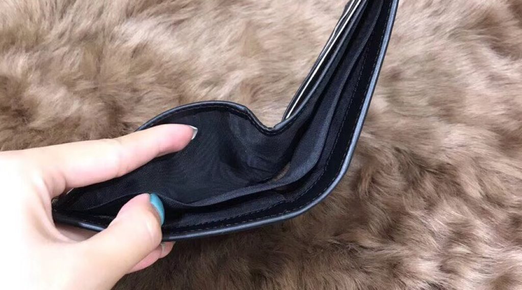 z1137046584995 27e12968ee93189e52875c4f04ac7a81 1024x568 - V&iacute; nam Gucci si&ecirc;u cấp &ndash; VNGC0011