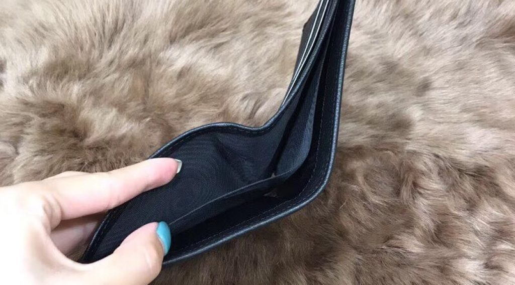 z1137047637754 165c863eee64c14203ef0abe5b9b9c84 1024x568 - V&iacute; nam Gucci si&ecirc;u cấp &ndash; VNGC0010