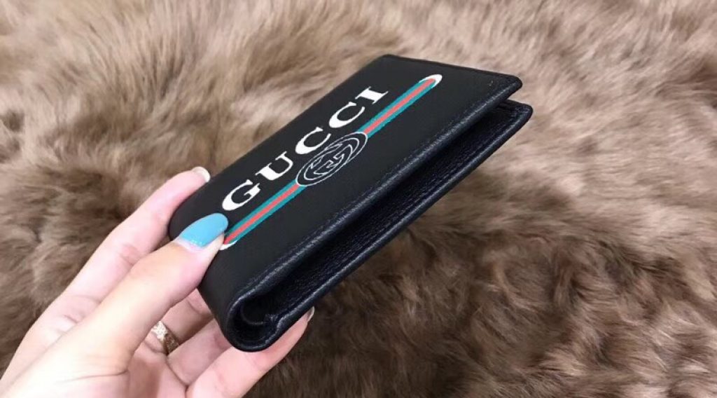z1137047638920 d7124dddaf00722ed10727bd97072f5c 1024x568 - V&iacute; nam Gucci si&ecirc;u cấp &ndash; VNGC0010