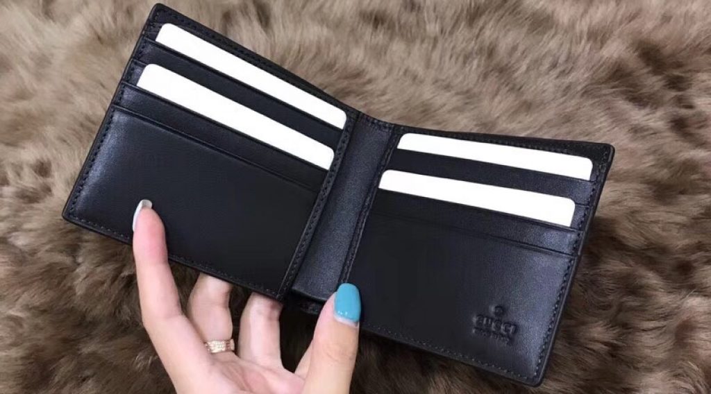 z1137047666010 cdef3da426e72c9988d53086668b8406 1024x568 - V&iacute; nam Gucci si&ecirc;u cấp &ndash; VNGC0008