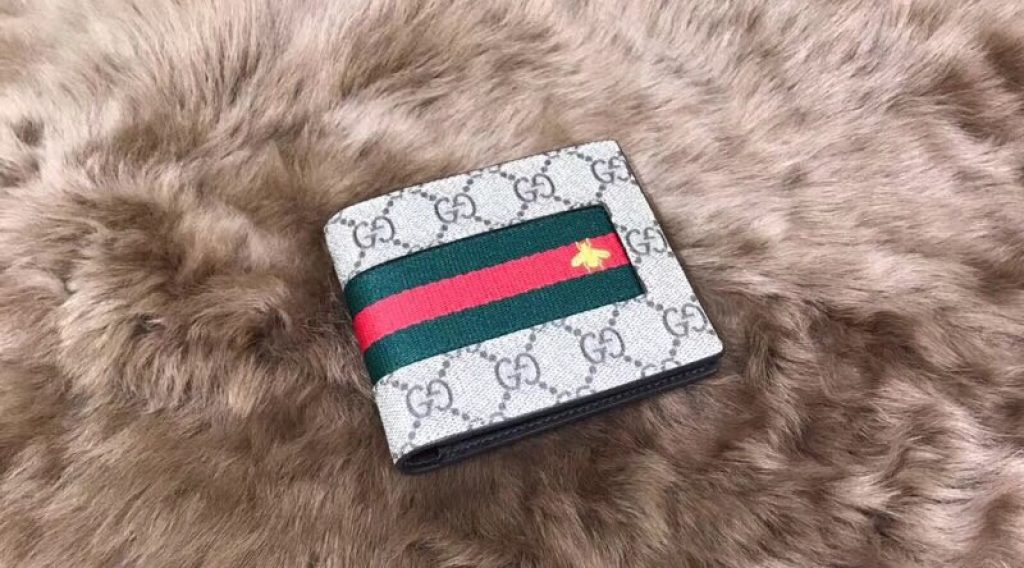 z1137047674669 9901e62dc3a78510c7b58fef94fe3a8a 1024x568 - V&iacute; nam Gucci si&ecirc;u cấp &ndash; VNGC0008