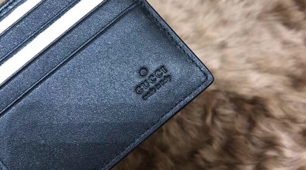 z1137048549248 65807b25e9397a3737fde9b4a1cbe0bf 1024x568 - V&iacute; nam Gucci si&ecirc;u cấp &ndash; VNGC0005