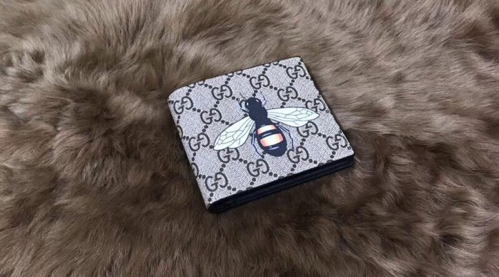 z1137048562966 a28d67df2c195b6555fcd38a14dcabdc 1024x568 - V&iacute; nam Gucci si&ecirc;u cấp &ndash; VNGC0004
