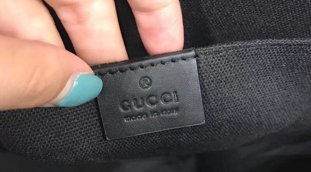 z1137048589536 c82d028a2312f55e750aea6c8e991f64 1024x568 - V&iacute; nam Gucci si&ecirc;u cấp &ndash; VNGC0003