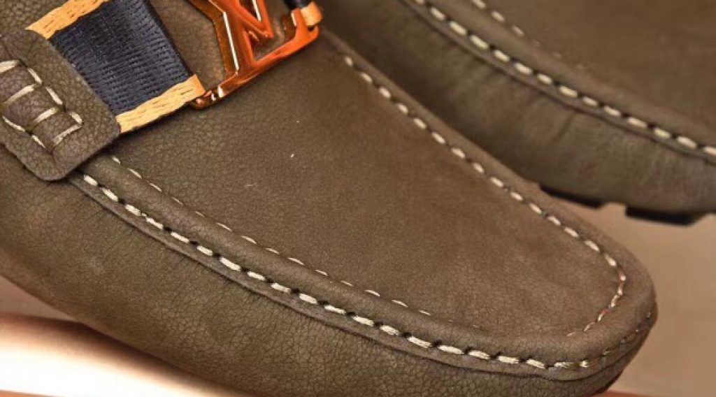z1187019693764 fa5b0d598414484cd907c8cacd81a251 1024x568 - Gi&agrave;y nam Louis Vuitton si&ecirc;u cấp VIP &ndash; GNLV0208
