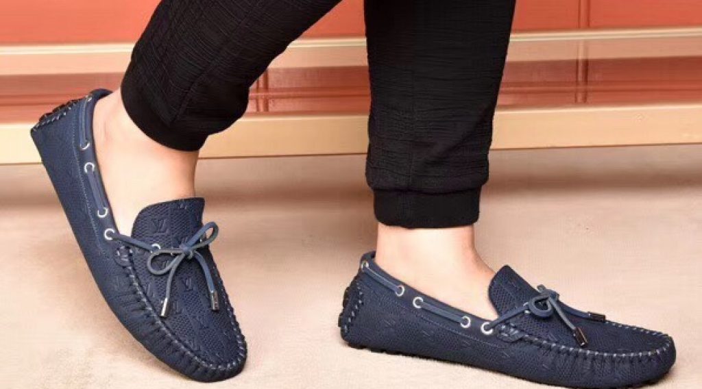 z1187019695276 5aa05eae9fc4a9b936f45a69b08e2267 1024x568 - Gi&agrave;y nam Louis Vuitton si&ecirc;u cấp VIP &ndash; GNLV0206