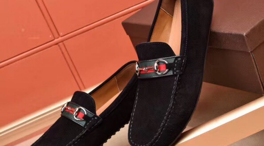 z1187021228095 b7f66493caaeb9629af1d1fc05a9e1a1 1024x568 - Gi&agrave;y Nam Gucci Si&ecirc;u Cấp &ndash; GNGC0062