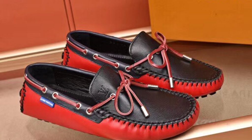 z1187023269213 351c0fce11cbe87c540b6764eb5d7f93 1024x568 - Gi&agrave;y nam Louis Vuitton si&ecirc;u cấp VIP &ndash; GNLV0201