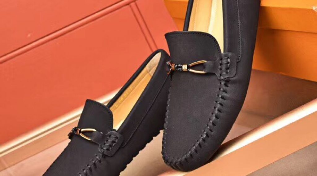 z1187030675261 1ec4cab0d1d270659e5d0abbcfbd2e32 1024x568 - Gi&agrave;y nam Louis Vuitton si&ecirc;u cấp VIP &ndash; GNLV0195