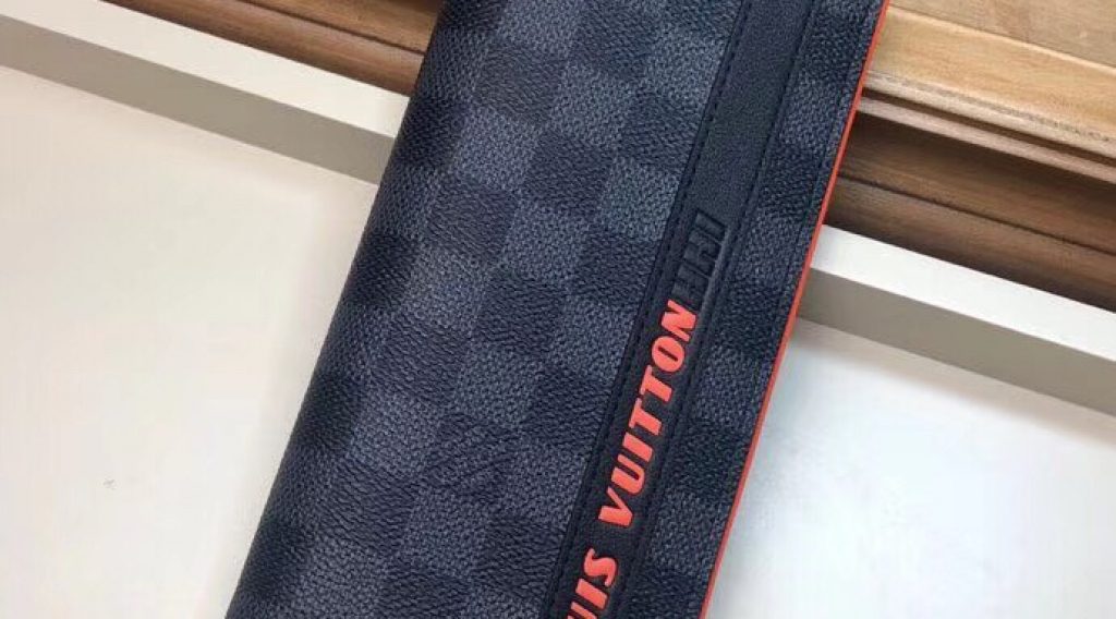 z1193192391669 467a9b52222d804870b86cc5e57a0939 1024x568 - V&iacute; nam Louis Vuitton si&ecirc;u cấp &ndash; VNLV0064