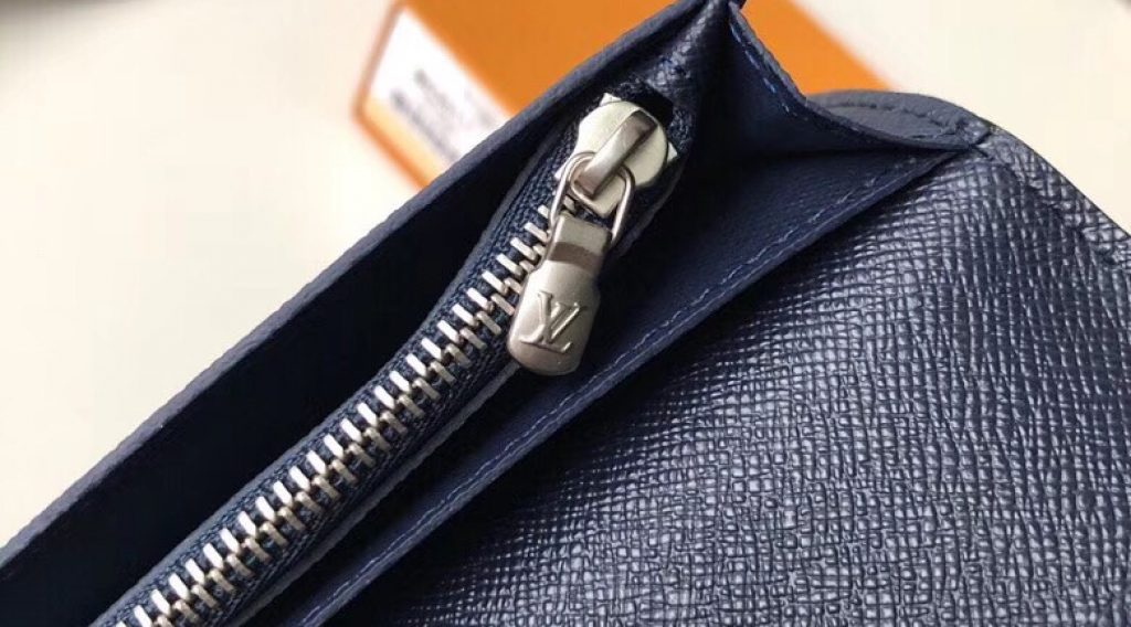 z1193194926451 971068deb4da1b5bec547817afea6e61 1024x568 - V&iacute; nam Louis Vuitton si&ecirc;u cấp &ndash; VNLV0060