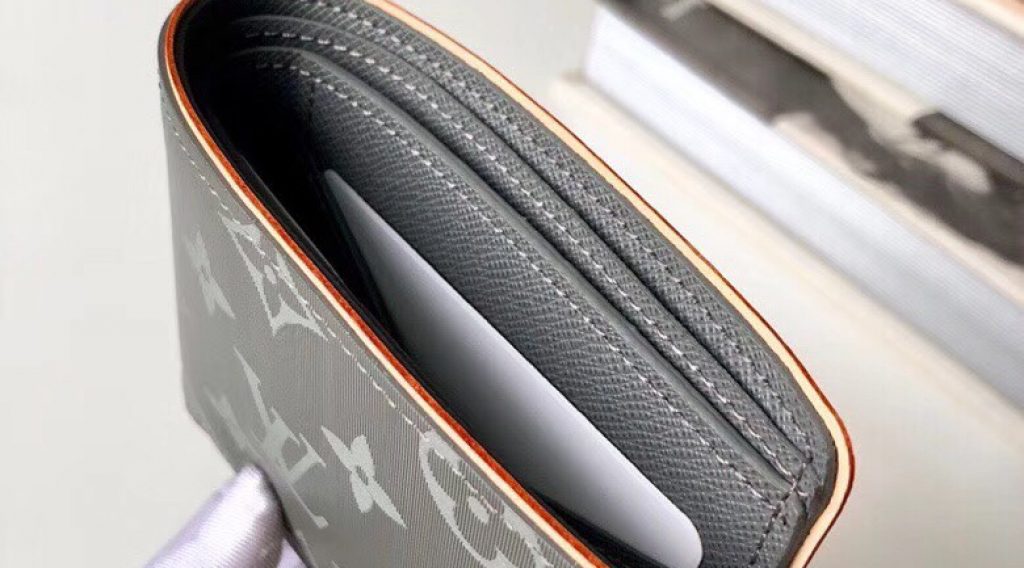 z1193194958489 44629d0f68d0eebc3fe2eaae0fa204af 1024x568 - V&iacute; nam Louis Vuitton si&ecirc;u cấp &ndash; VNLV0058