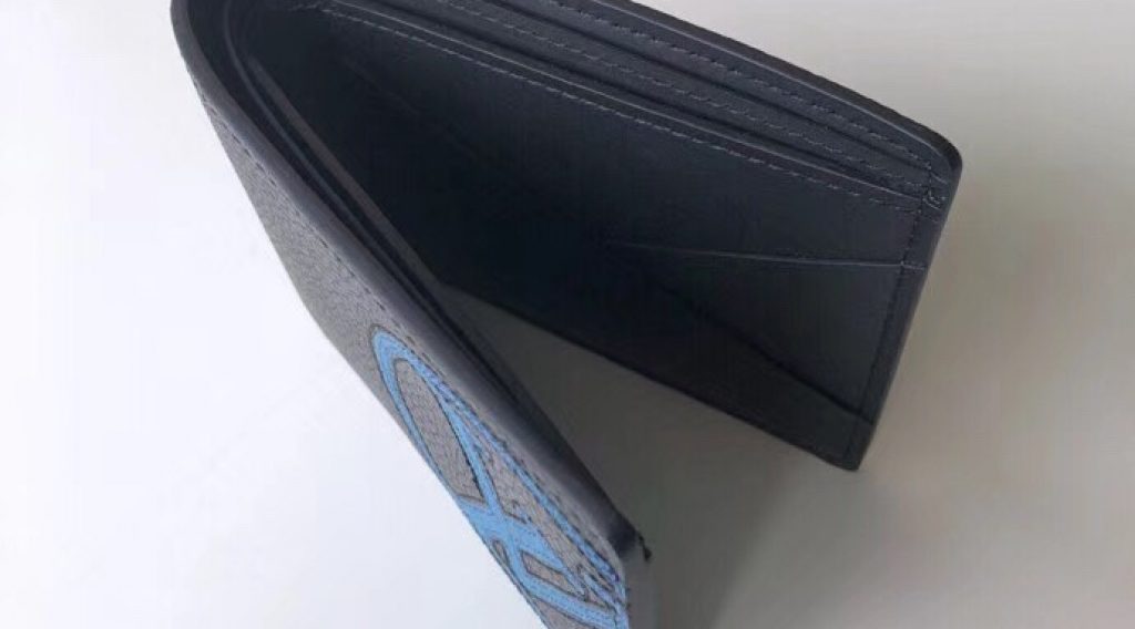 z1193194987347 80aee698996fcca6b3b73228fffafcc1 1024x568 - V&iacute; nam Louis Vuitton si&ecirc;u cấp &ndash; VNLV0056