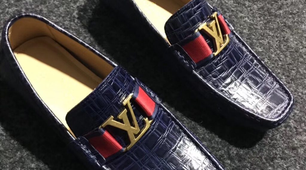 z1194149241042 9ed612b8ac093f16677454ffc4b37c9e 1024x568 - Gi&agrave;y nam Louis Vuitton si&ecirc;u cấp VIP &ndash; GNLV0192