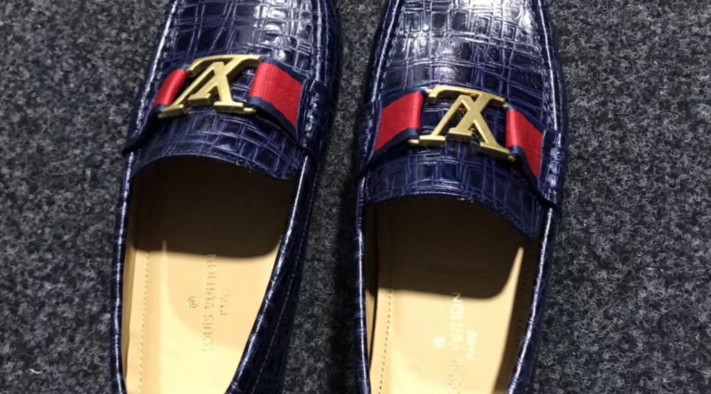 z1194149252712 2e5be5b8e9d0cade06dc3ce95ab7832c 1024x568 - Gi&agrave;y nam Louis Vuitton si&ecirc;u cấp VIP &ndash; GNLV0192