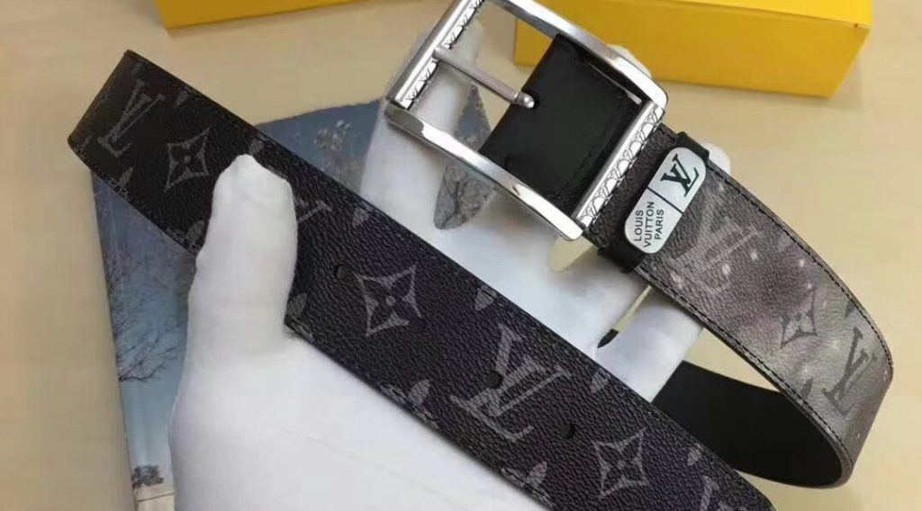 z1196374559826 e007ae7d2ada4643968f0c778796fec0 1024x568 - Thắt Lưng Nam Louis Vuitton Si&ecirc;u Cấp TLNLV0061