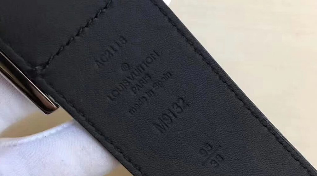 z1196374573872 07f698a76551dfa7a544d66e82424642 1024x568 - Thắt Lưng Nam Louis Vuitton Si&ecirc;u Cấp TLNLV0060