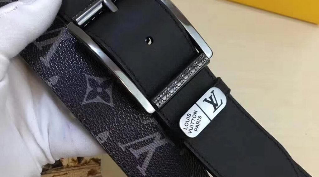 z1196374577015 f1ea147e4ca8f573f759c042a28ffed6 1024x568 - Thắt Lưng Nam Louis Vuitton Si&ecirc;u Cấp TLNLV0060