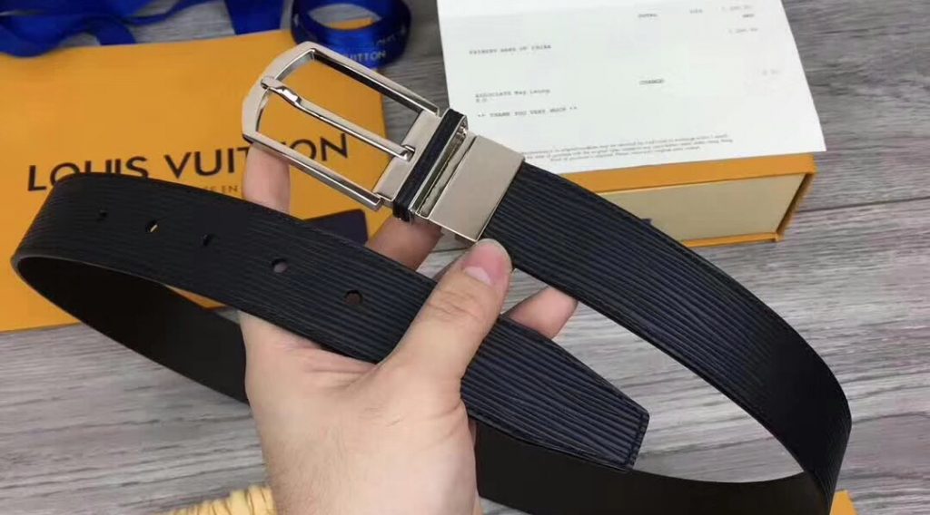 z1196374609919 d1d34a142e1344c7f654cad7f6023797 1024x568 - Thắt Lưng Nam Louis Vuitton Si&ecirc;u Cấp TLNLV0058