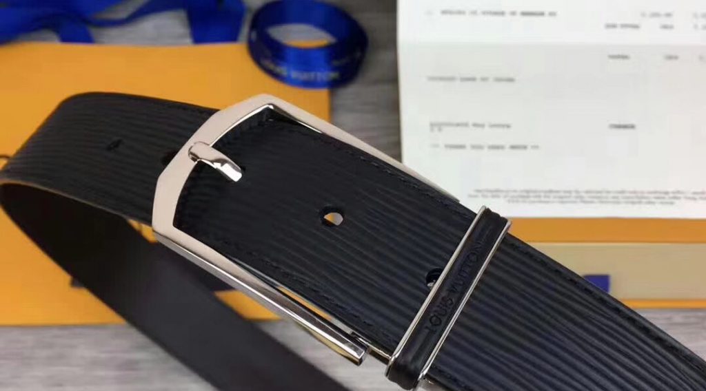 z1196374610366 bc852a8d340faed4e513121ed4f273a9 1024x568 - Thắt Lưng Nam Louis Vuitton Si&ecirc;u Cấp TLNLV0058