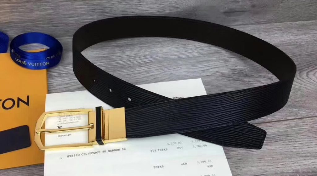 z1196374622083 929fb642b48f300fb369a474c9e660b7 1024x568 - Thắt Lưng Nam Louis Vuitton Si&ecirc;u Cấp TLNLV0057