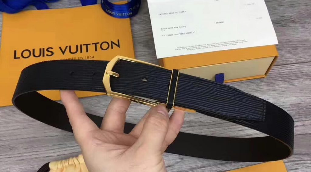 z1196374634654 f0dd81c9ae66c7e7905c7ce600ab518b 1024x568 - Thắt Lưng Nam Louis Vuitton Si&ecirc;u Cấp TLNLV0057
