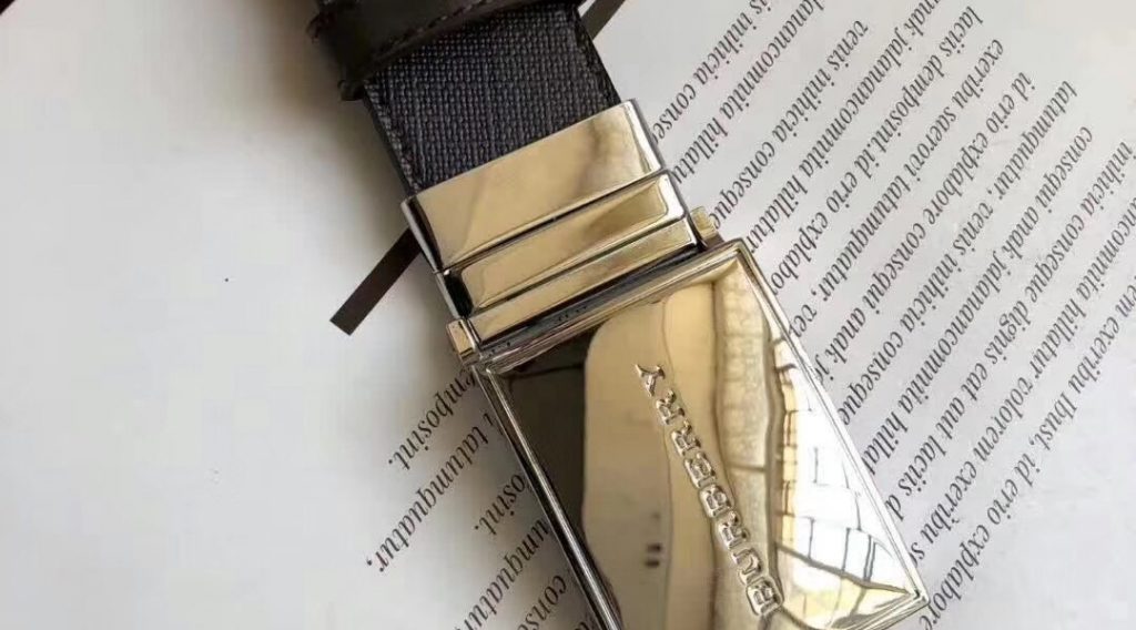 z1196375422016 530cd8e9ef64d3210ee39519838fcf55 1024x568 - Thắt Lưng Nam Burberry Si&ecirc;u Cấp TLNBB0008
