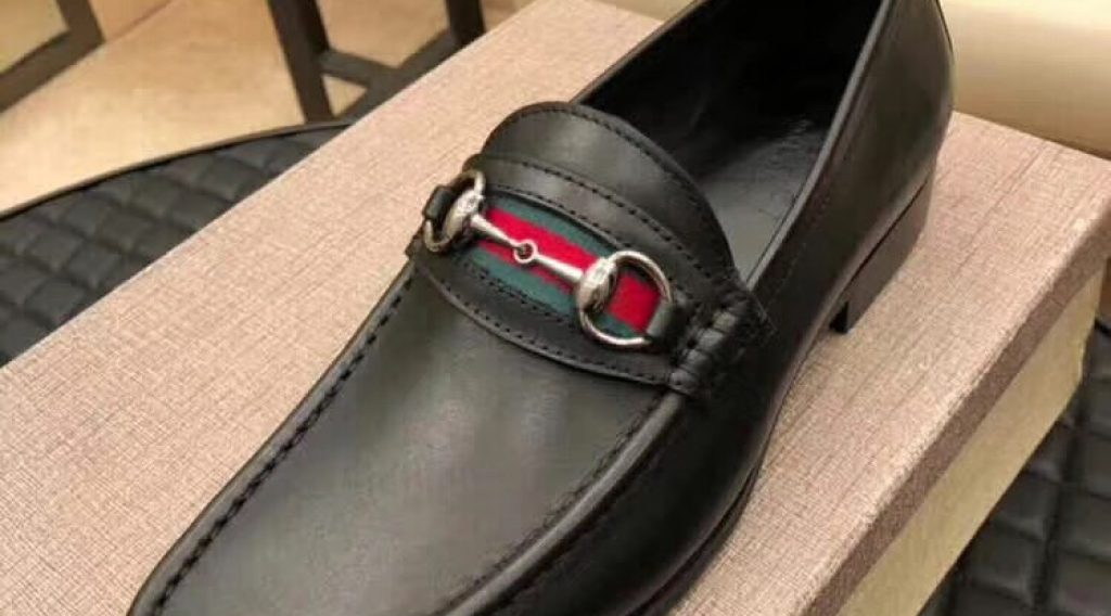 z1207797062983 ce334c71894d9e3b5989cd57ae706db5 1024x568 - Gi&agrave;y Nam Gucci Si&ecirc;u Cấp &ndash; GNGC0058