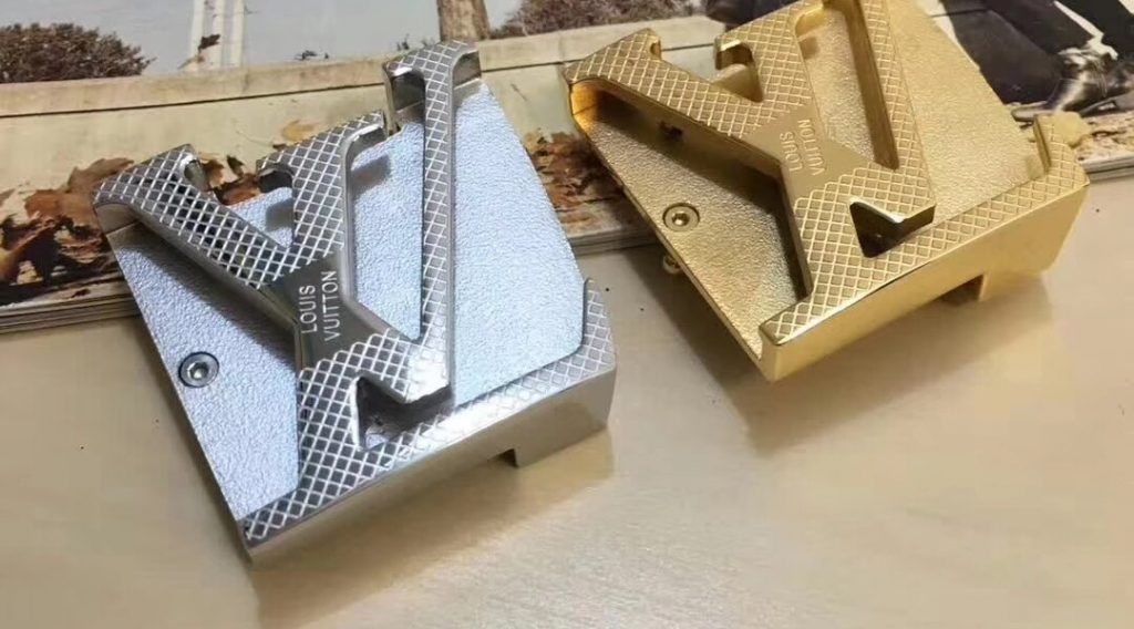 z1211756625692 3bfa9f5afb82f1eca68951b7989fe301 1024x568 - Thắt Lưng Nam Louis Vuitton Si&ecirc;u Cấp TLNLV0062