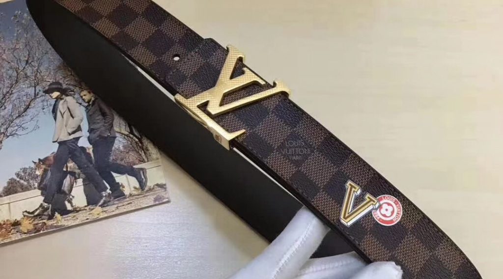 z1211756627501 f19a95c073a721e2e724cb358c2c4351 1024x568 - Thắt Lưng Nam Louis Vuitton Si&ecirc;u Cấp TLNLV0062