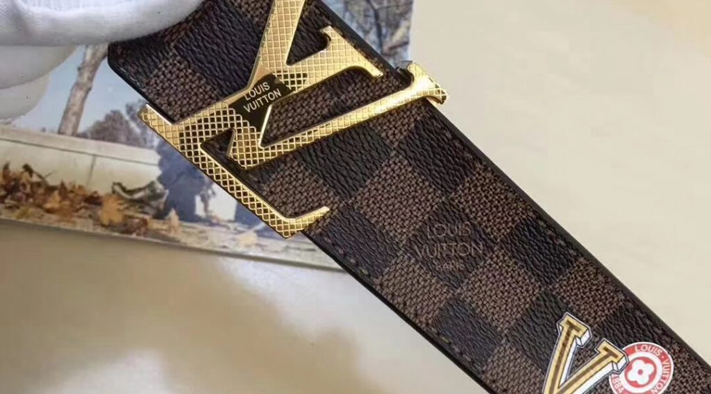z1211756629945 123c95195ba589a57b0e0b83690cf2c6 1024x568 - Thắt Lưng Nam Louis Vuitton Si&ecirc;u Cấp TLNLV0062