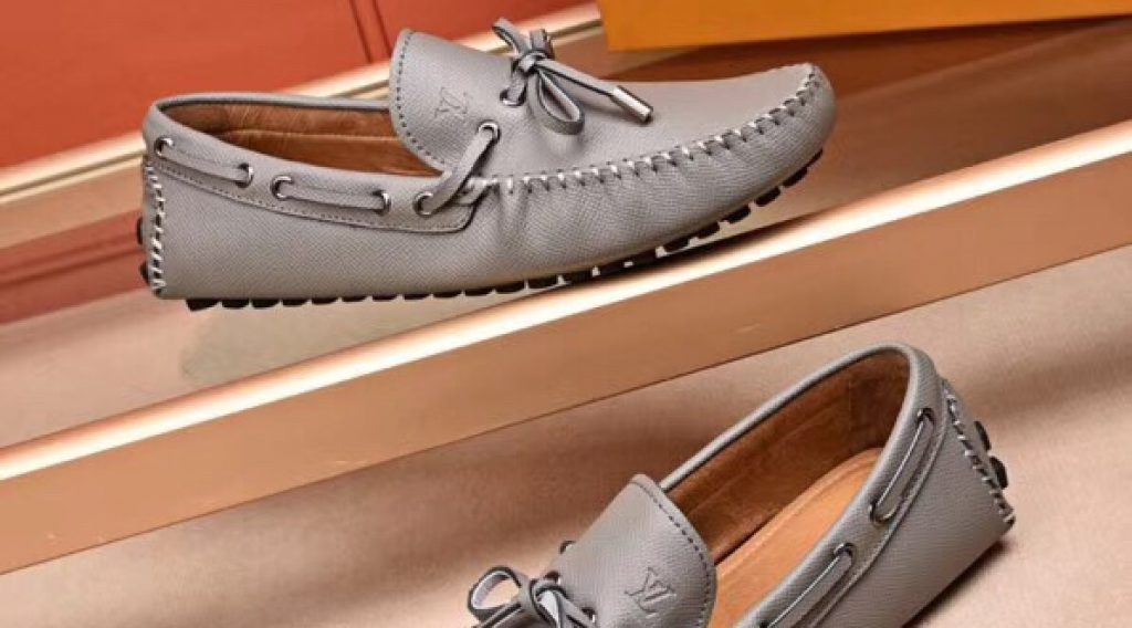 z1187000143197 9d781c15a71db82ccb171fe2cb8f6da8 1024x568 - Gi&agrave;y nam Louis Vuitton si&ecirc;u cấp VIP &ndash; GNLV0219