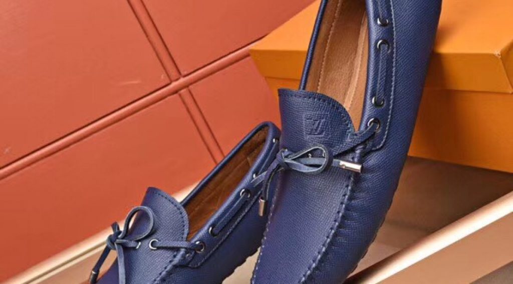 z1187000156301 782685021c40e29b98e5deb6e0aae322 1024x568 - Gi&agrave;y nam Louis Vuitton si&ecirc;u cấp VIP &ndash; GNLV0218