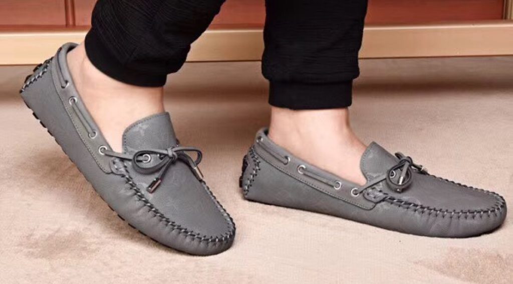 z1187003275565 4062bb91ff18d2ca2c54777733c1ff7f 1024x568 - Gi&agrave;y nam Louis Vuitton si&ecirc;u cấp VIP &ndash; GNLV0214