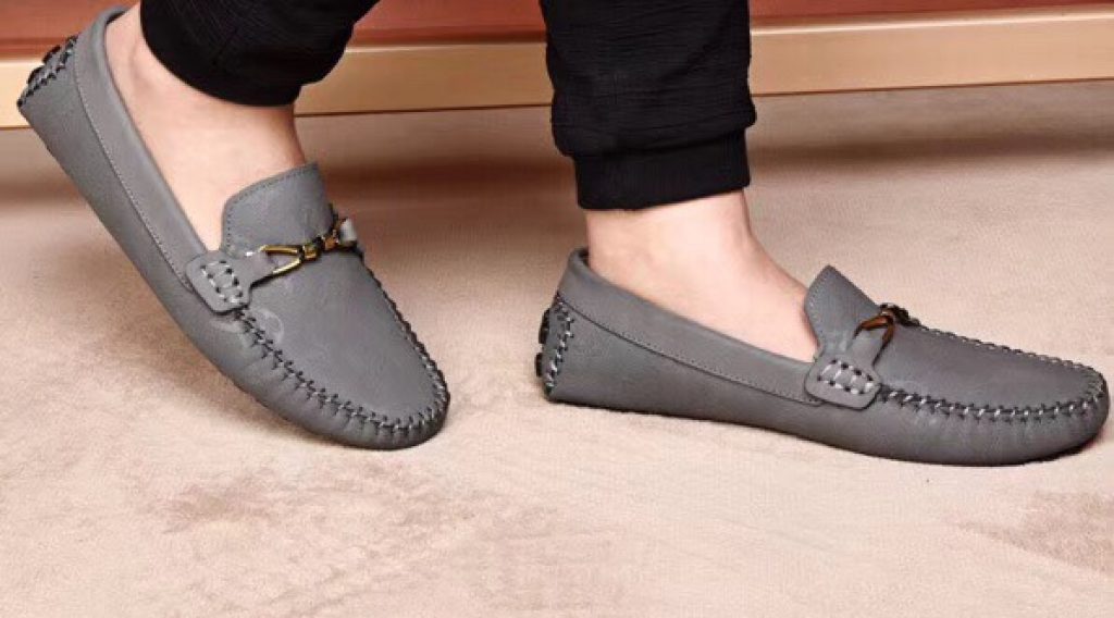 z1187010722785 f20f9d9498b28ac5d4a43164a3746277 1024x568 - Gi&agrave;y nam Louis Vuitton si&ecirc;u cấp VIP &ndash; GNLV0212