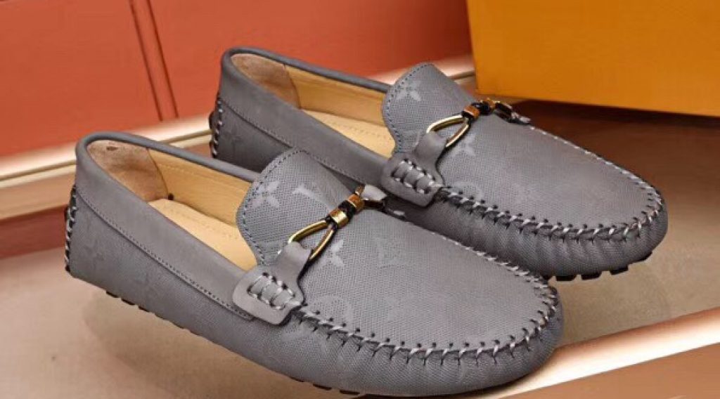 z1187010731449 ca45cdf5b2b02aae32243ef85946dd54 1024x568 - Gi&agrave;y nam Louis Vuitton si&ecirc;u cấp VIP &ndash; GNLV0212