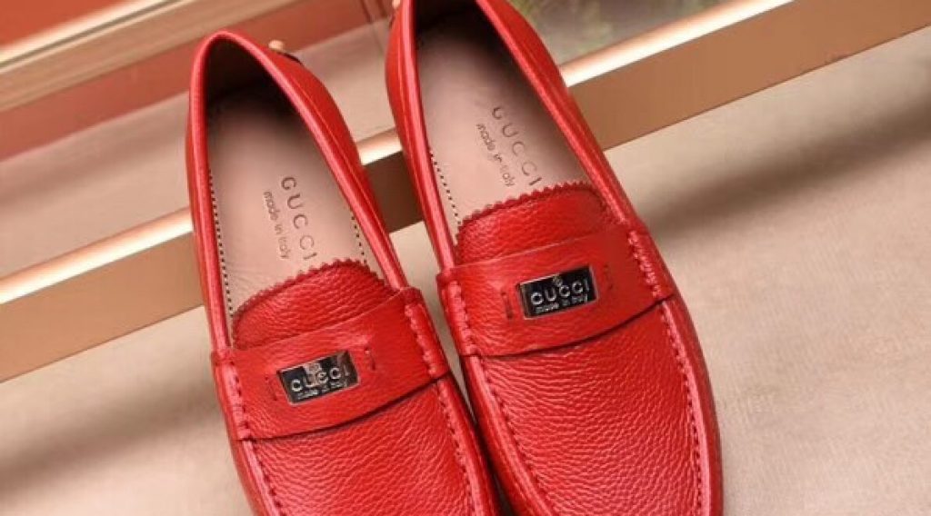z1187010764456 db4c984e6d759fff5baeefbb2d666071 1024x568 - Gi&agrave;y Nam Gucci Si&ecirc;u Cấp &ndash; GNGC0063