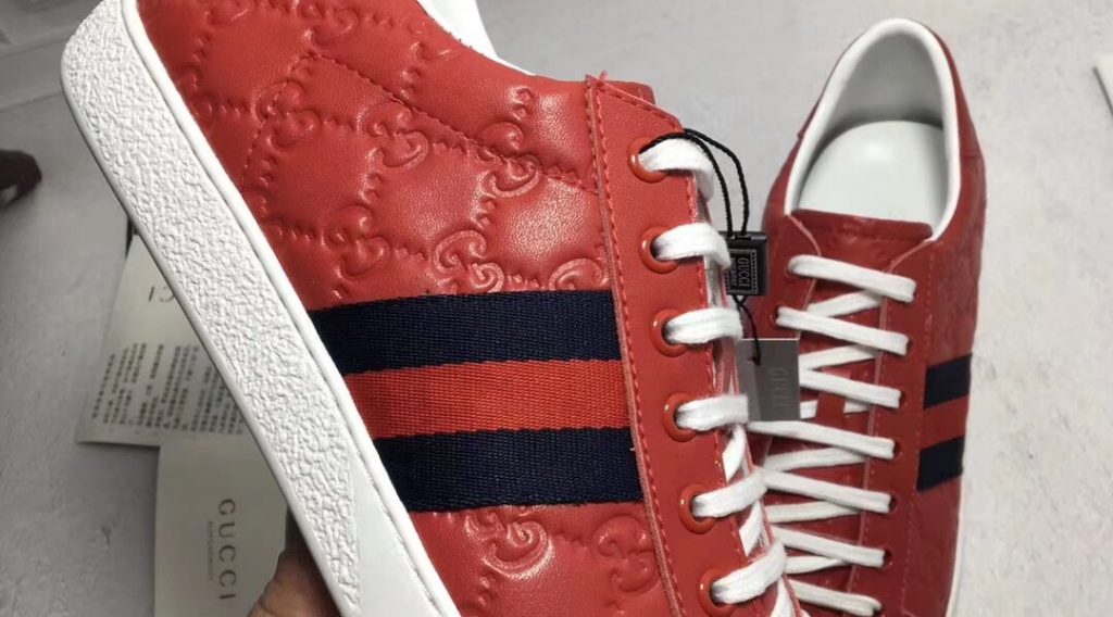 z1187014530736 1ec14c24e8d63cf8a808fef0520b8585 1024x568 - Gi&agrave;y Nam Gucci Si&ecirc;u Cấp &ndash; GNGC0065