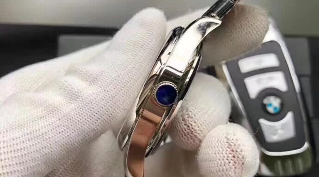 z1211753923124 ac37ec942055d4017af57e95630e7037 1024x568 - Đồng hồ Omega si&ecirc;u cấp &ndash; DHOM0014