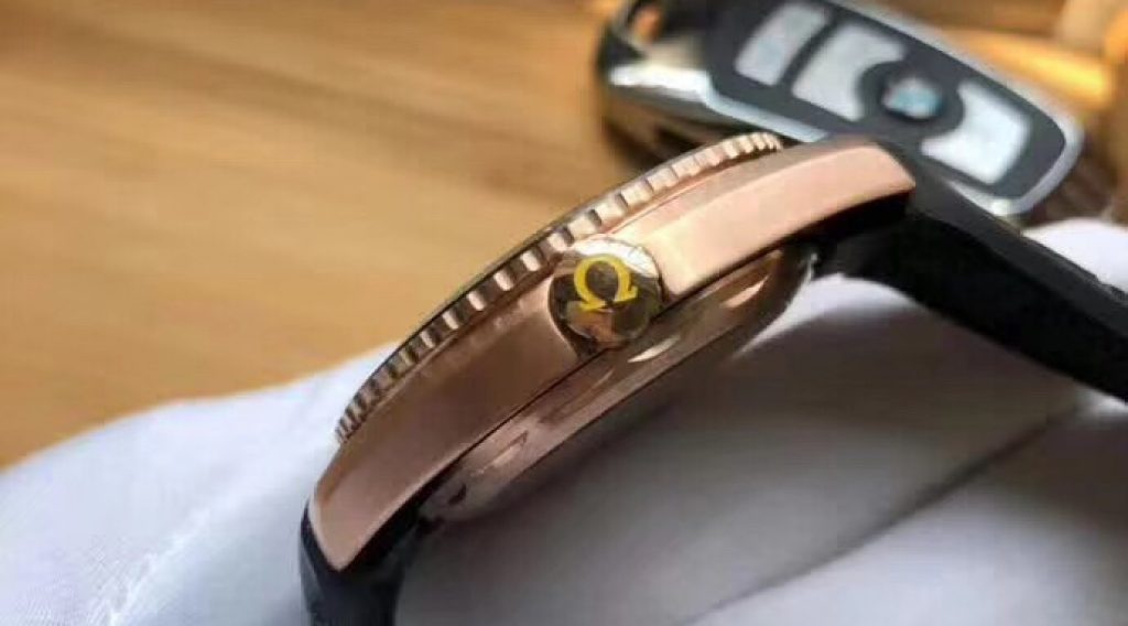 z1211753923647 c6a6b7ba097d1d77c6baea3f0d40640f 1024x568 - Đồng hồ Omega si&ecirc;u cấp &ndash; DHOM0013