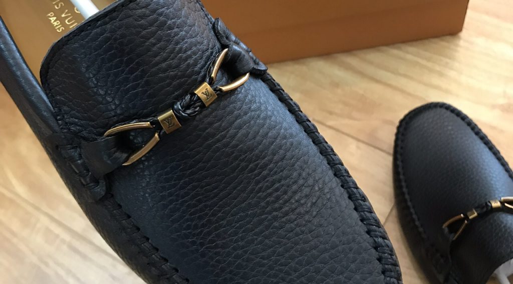 059e2ec35b82bcdce593 1024x568 - Gi&agrave;y Nam Louis Vuitton Si&ecirc;u Cấp MSLV0035