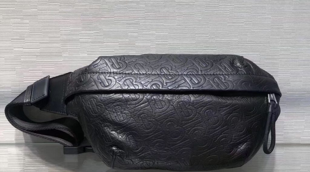 0b1674bd680d8c53d51c 1024x568 - T&uacute;i X&aacute;ch Nam Burberry Si&ecirc;u Cấp MSBB0033