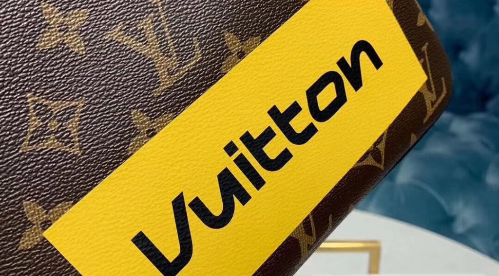 20a7ec86953671682827 1024x568 - V&iacute; Nam Louis Vuitton Si&ecirc;u Cấp MSLV0032