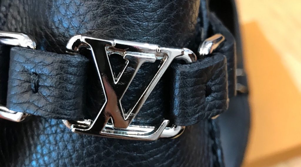 27735b5dfe0619584017 1024x568 - Gi&agrave;y Nam Louis Vuitton Si&ecirc;u Cấp MSLV0034