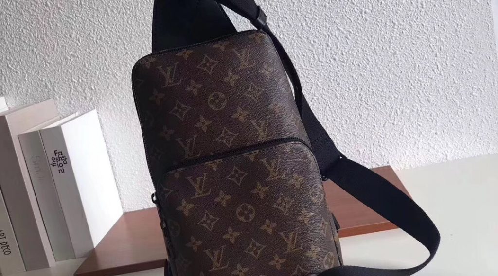 3c00d734ec680b365279 1024x568 - T&uacute;i Nam Louis Vuitton Si&ecirc;u Cấp MSLV0069