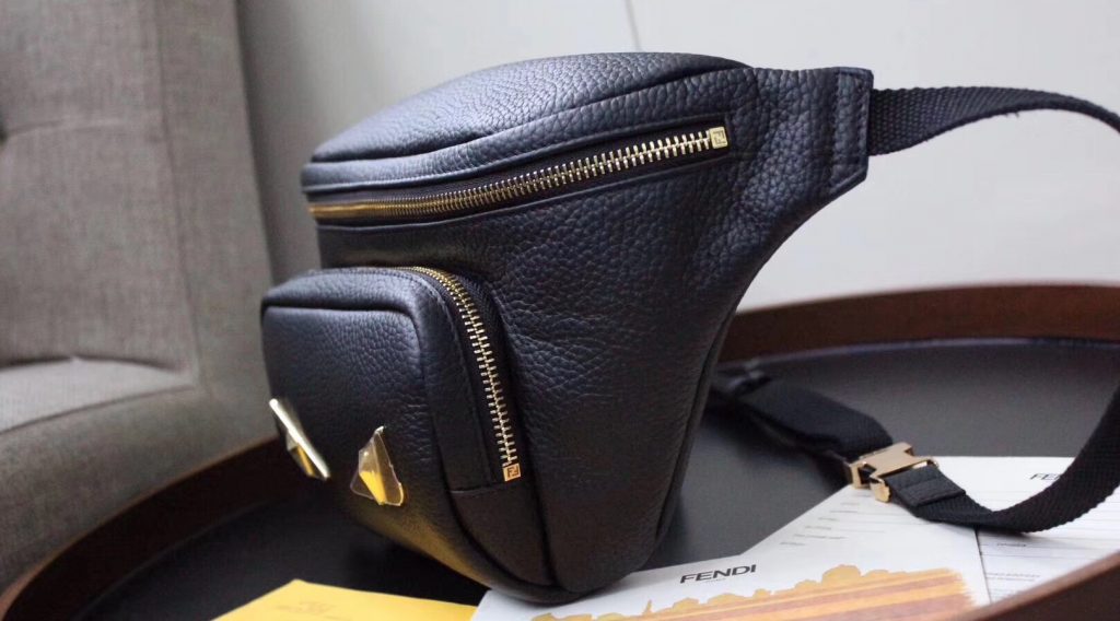 6291d377da263d786437 1024x568 - T&uacute;i Nam Fendi Si&ecirc;u Cấp MSFD0063