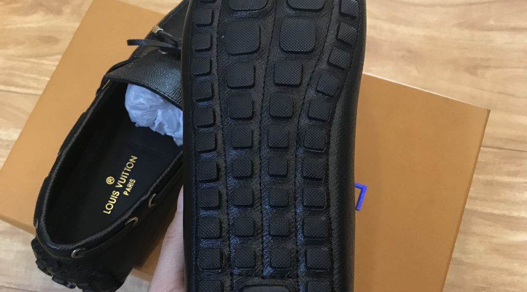 678f912d0977ee29b766 1024x568 - Gi&agrave;y Nam Louis Vuitton Si&ecirc;u Cấp MSLV0072