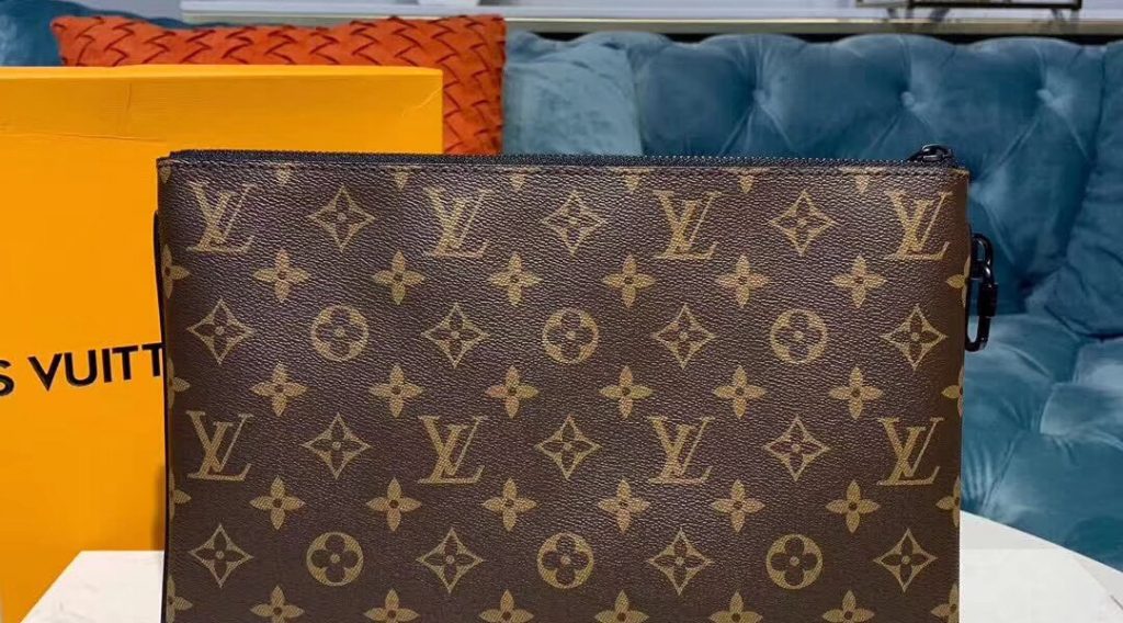 8ecfcfeeb65e52000b4f 1024x568 - V&iacute; Nam Louis Vuitton Si&ecirc;u Cấp MSLV0032
