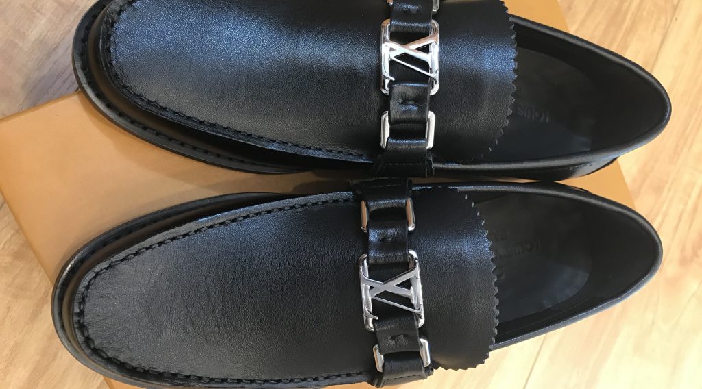 a768a346381cdf42860d 1024x568 - Gi&agrave;y Nam Louis Vuitton Si&ecirc;u Cấp MSLV0077
